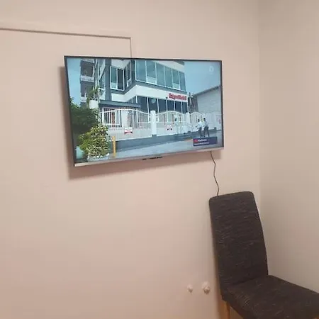 Apartment St4 *